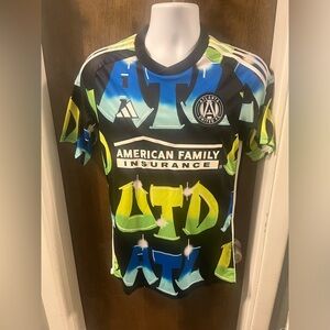 NWT Atlanta United FC MLS Jersey Men's SMALL Soccer Adidas Aeroready